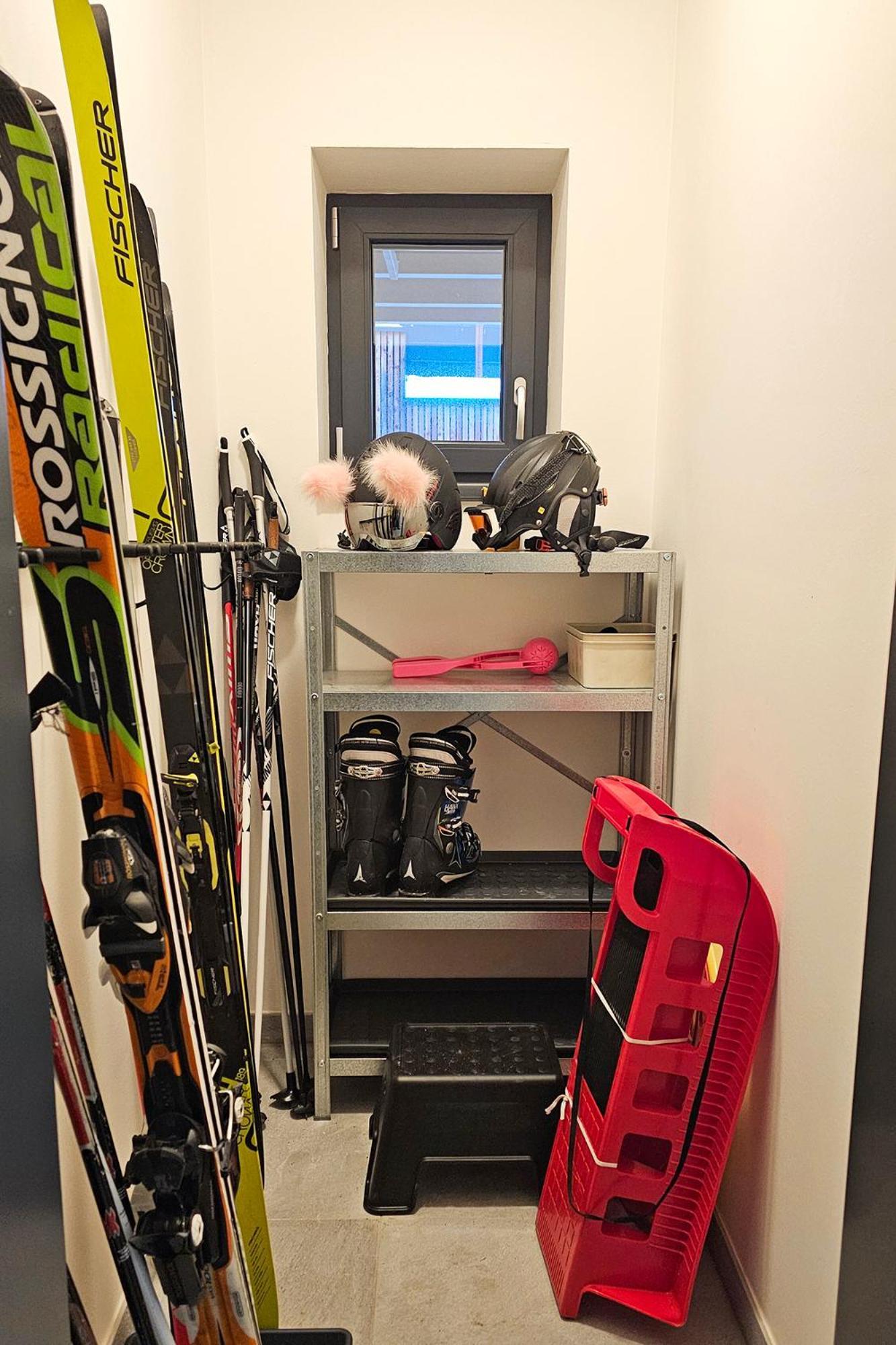 Enjoyharrachov - Atraktivni Slunny Klimatizovany Apartman 14 V Centru Harrachova Se Saunou, Parkovanim, Wifi-Wlan, Sat, Herni Konzoli, Pc S Win 10, Netflix Zdarma A Moznosti Dobijeni Auta S Jedinecnym Vyhledem Na Certovu Horu Se Skokanskymi Mustky Buitenkant foto